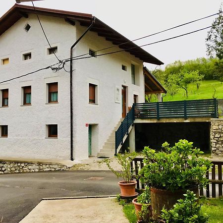 Apartma Pep Кобарид Екстериор снимка